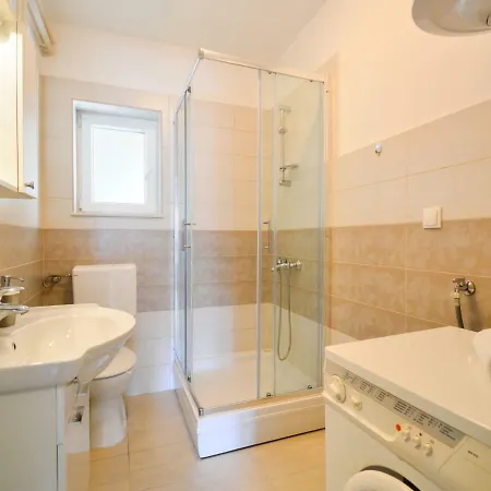 Apartmán Miro-2 By Interhome *